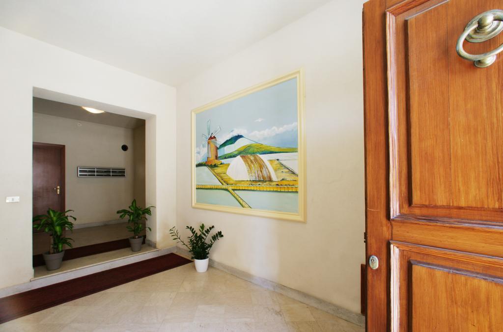 Scudaniglio Apartments Трапани Стая снимка