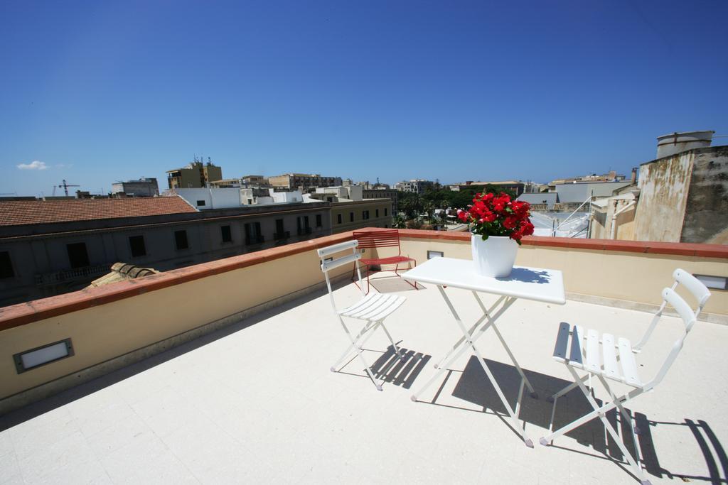 Scudaniglio Apartments Трапани Стая снимка