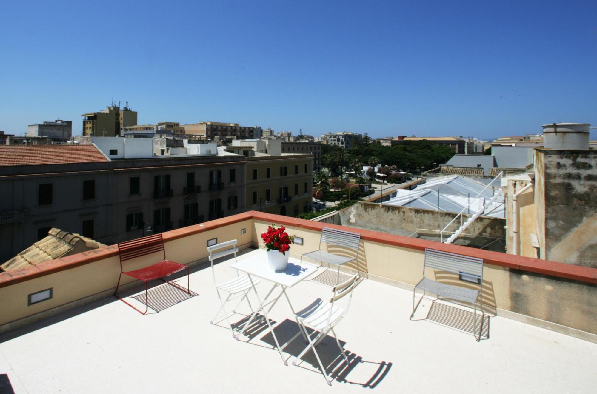 Scudaniglio Apartments Трапани Стая снимка